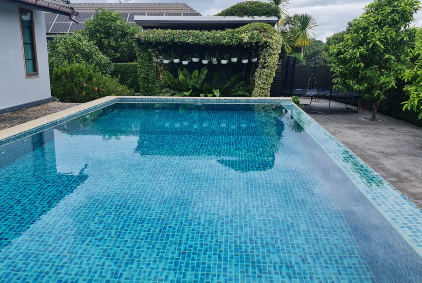 Poolview (4)
