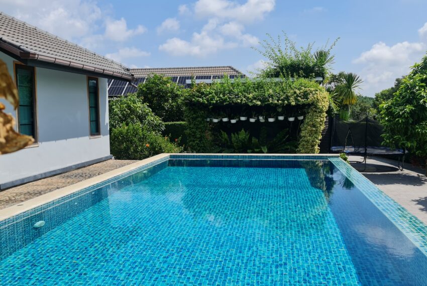 poolview (2)